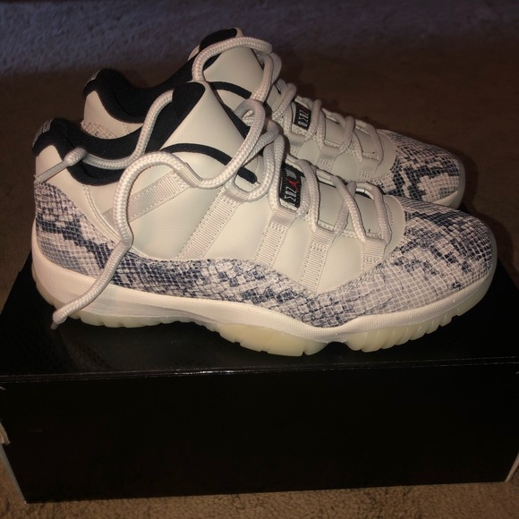 Jordan Retro 11 Concord Snake Skin - Picture 5 of 8